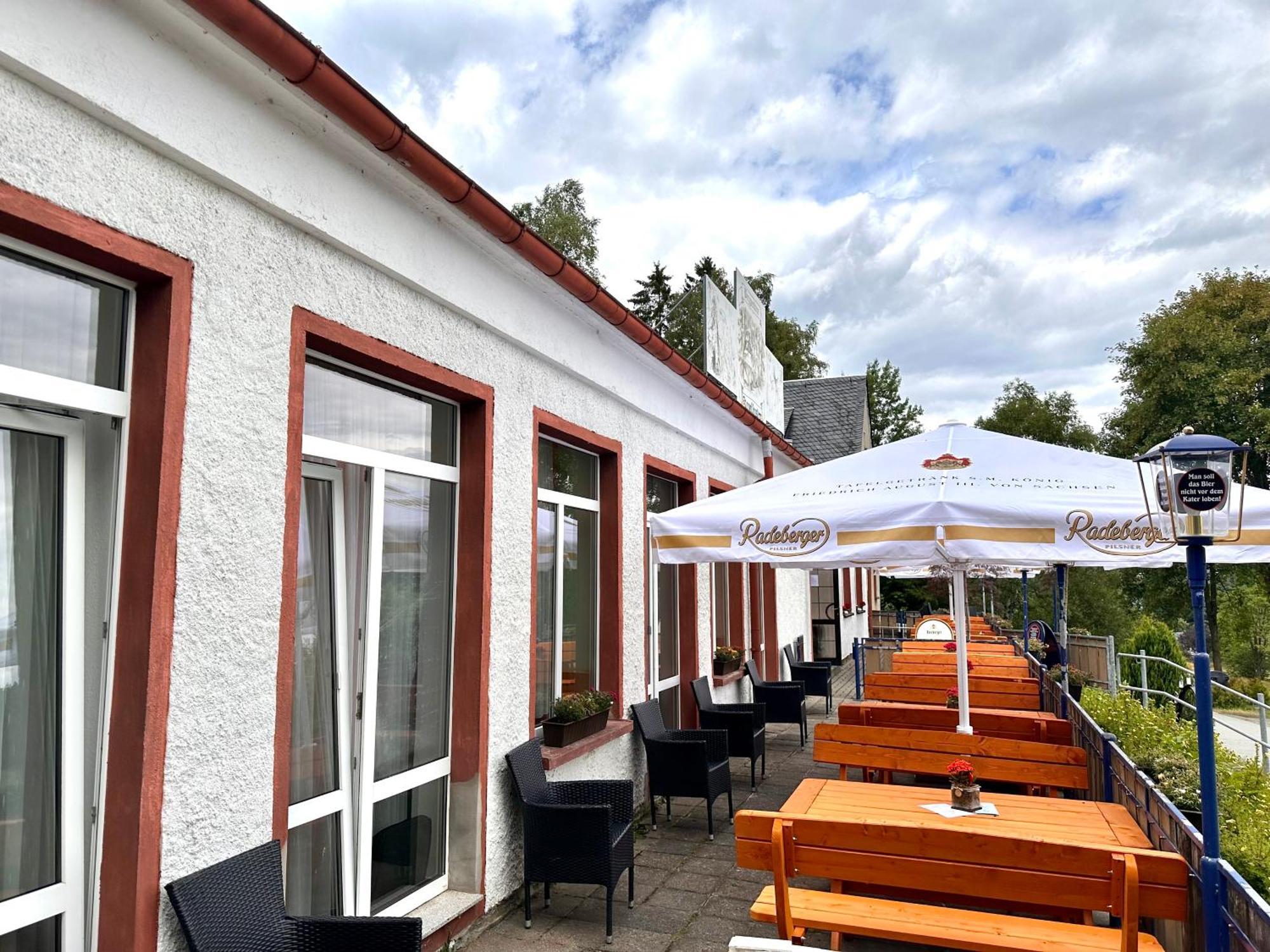 Pension Und Berggasthaus Kapellenstein Geyer Exterior foto